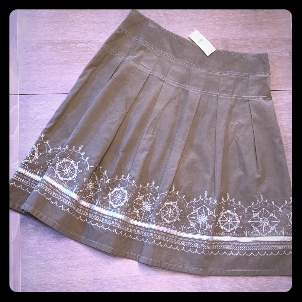 Corduroy skirt!